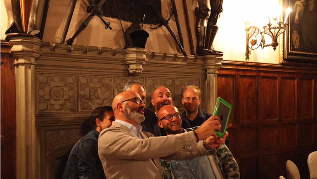 Caccia al Tesoro con iPad per team building interattivi 2.0 castello FrankensteinJunior Varese